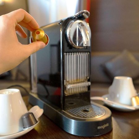 Best Western L'Atelier 117 Мобюж Екстериор снимка