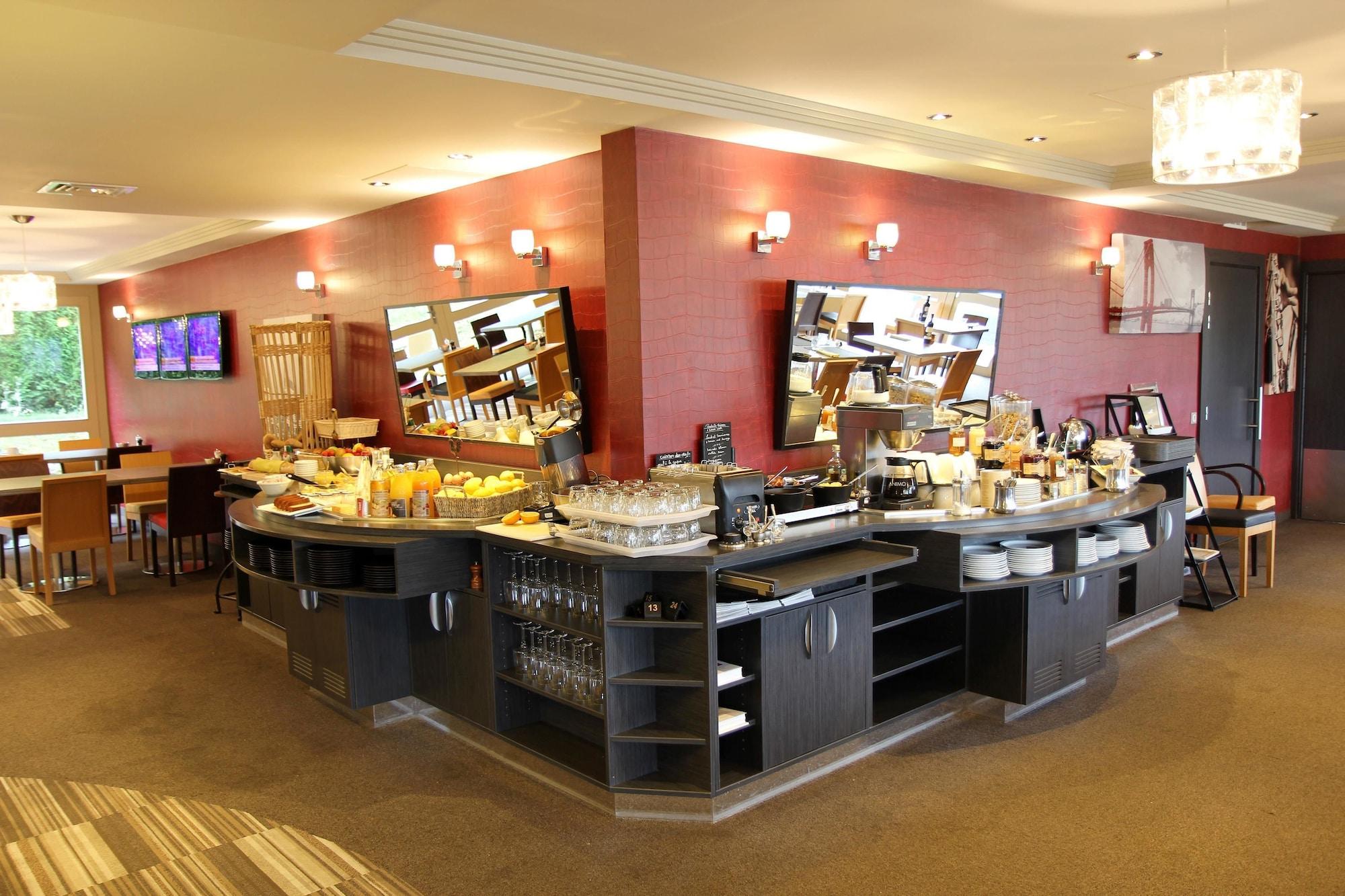 Best Western L'Atelier 117 Мобюж Екстериор снимка