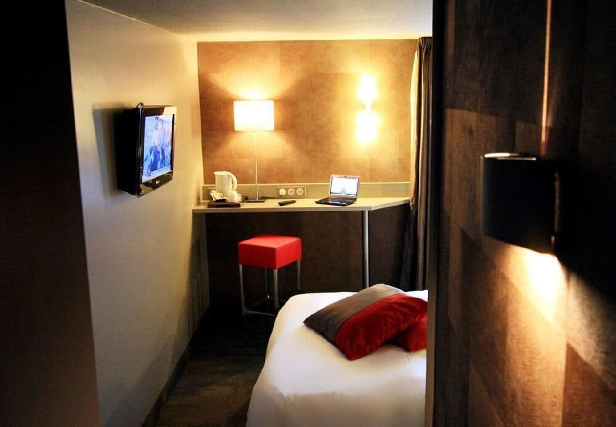 Best Western L'Atelier 117 Мобюж Стая снимка