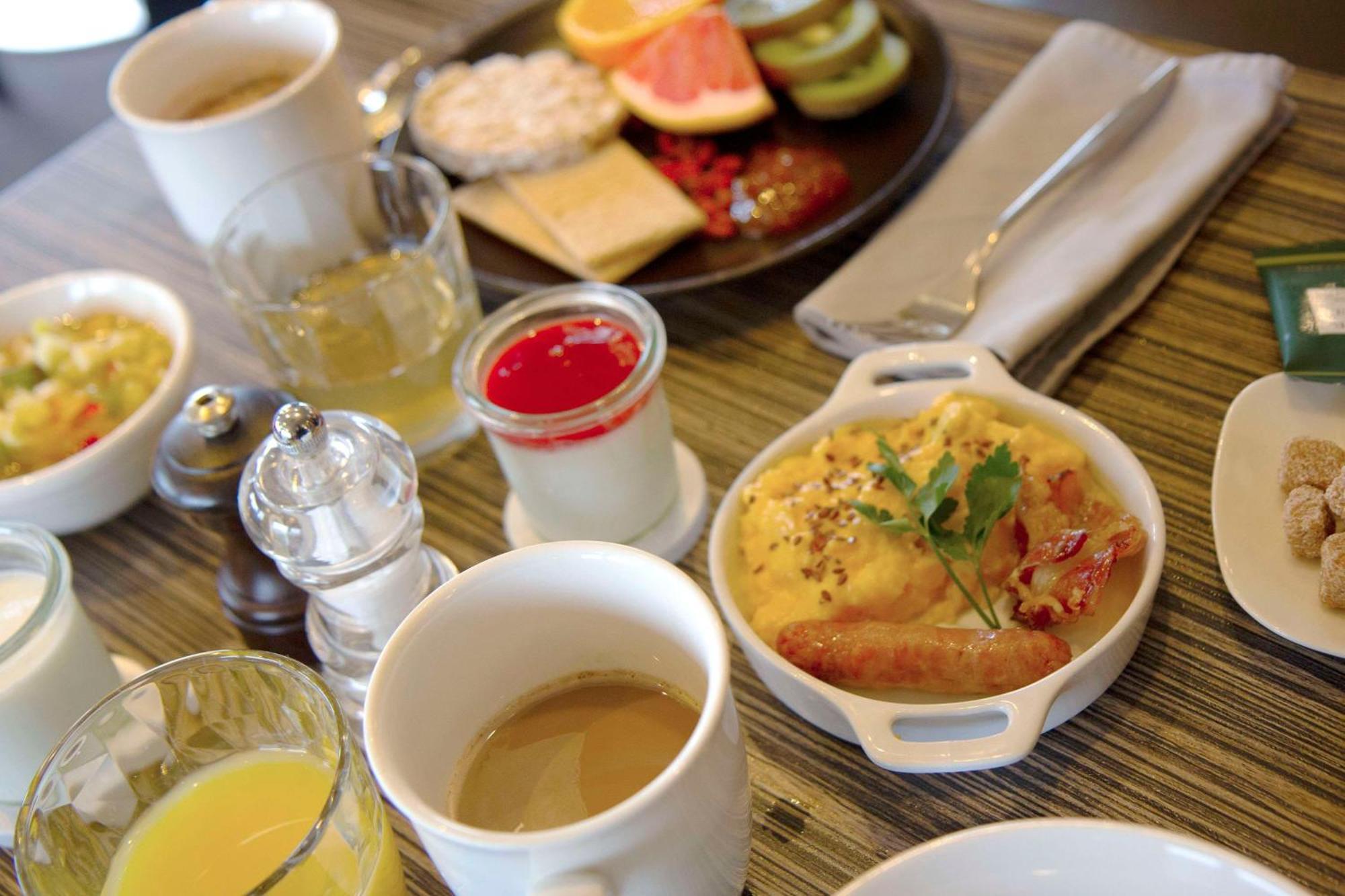 Best Western L'Atelier 117 Мобюж Екстериор снимка
