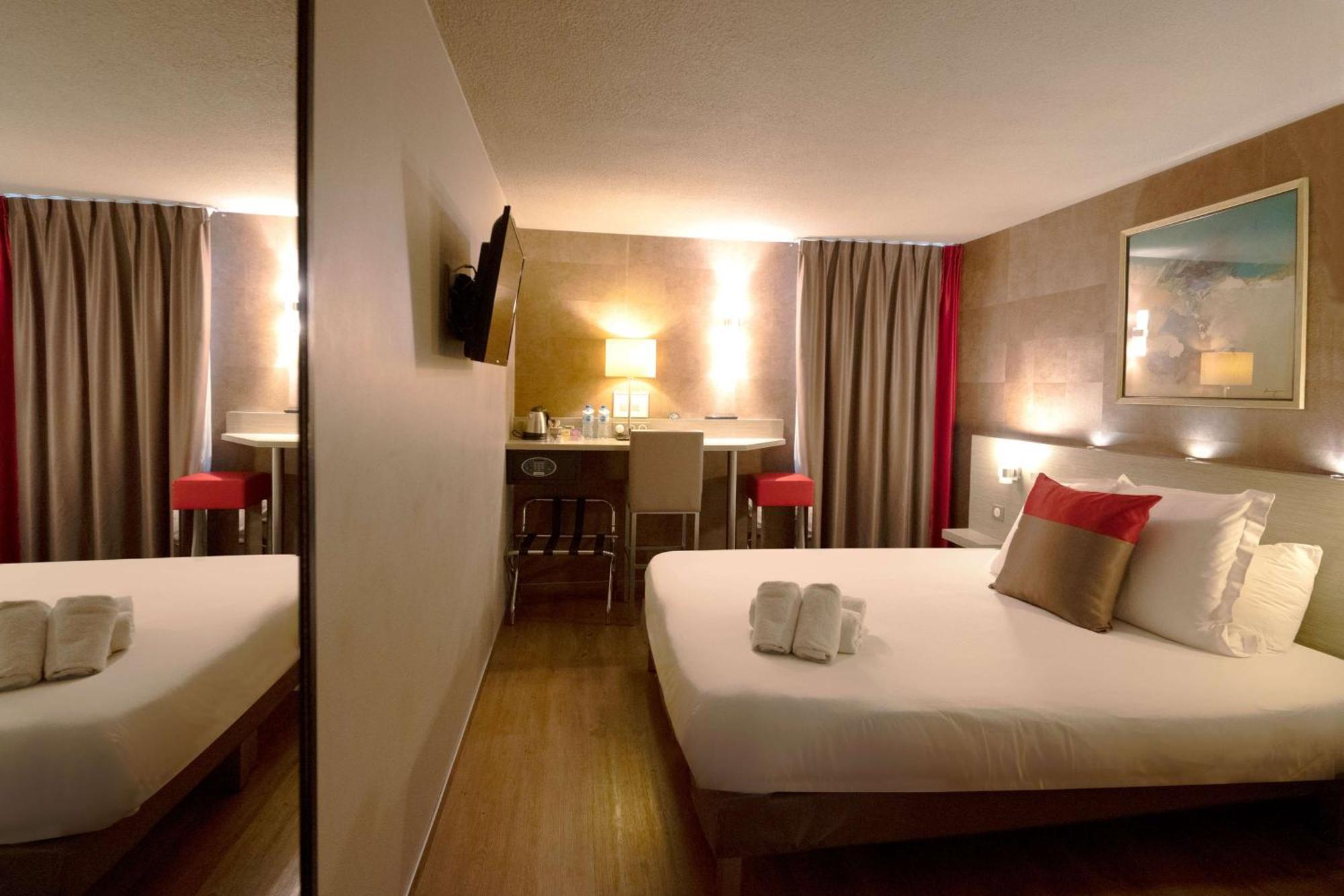 Best Western L'Atelier 117 Мобюж Екстериор снимка