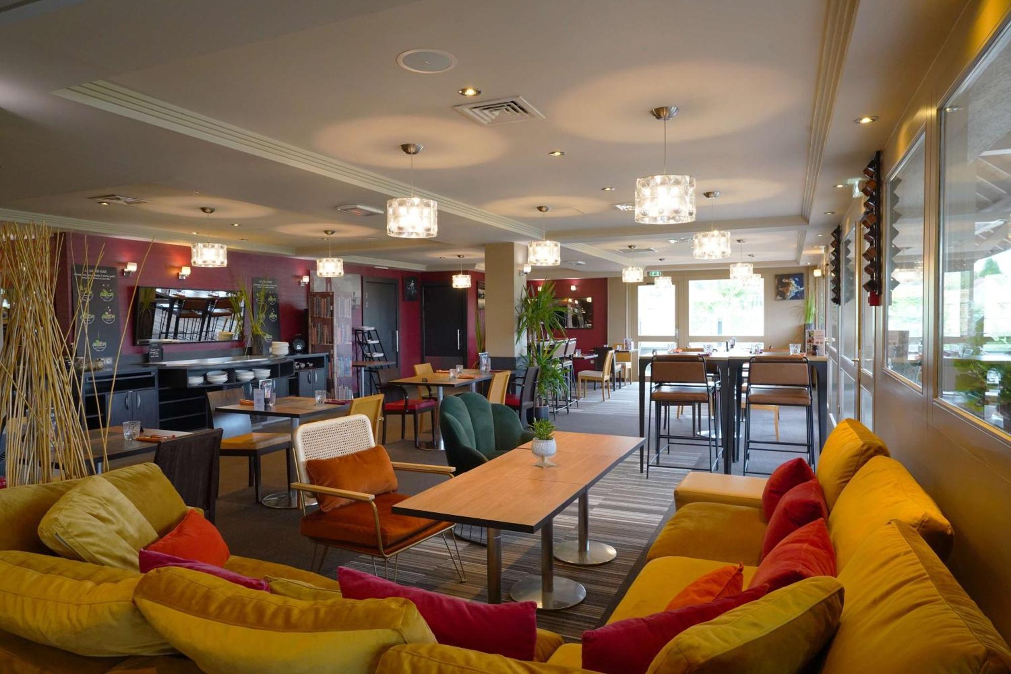 Best Western L'Atelier 117 Мобюж Екстериор снимка