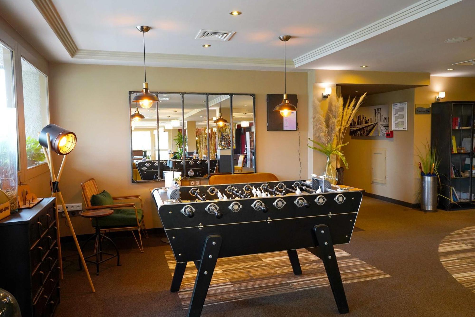 Best Western L'Atelier 117 Мобюж Екстериор снимка