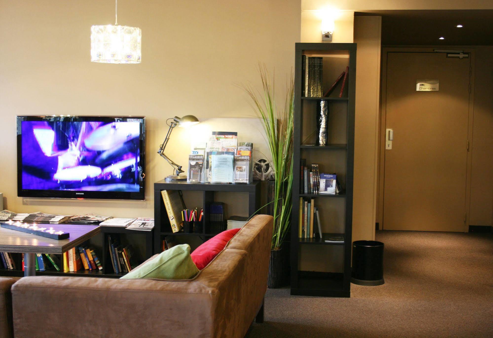 Best Western L'Atelier 117 Мобюж Екстериор снимка